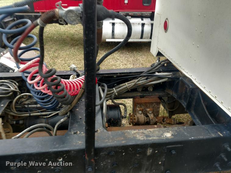 image for item DC0953 1977 Peterbilt 359 S13 semi truck