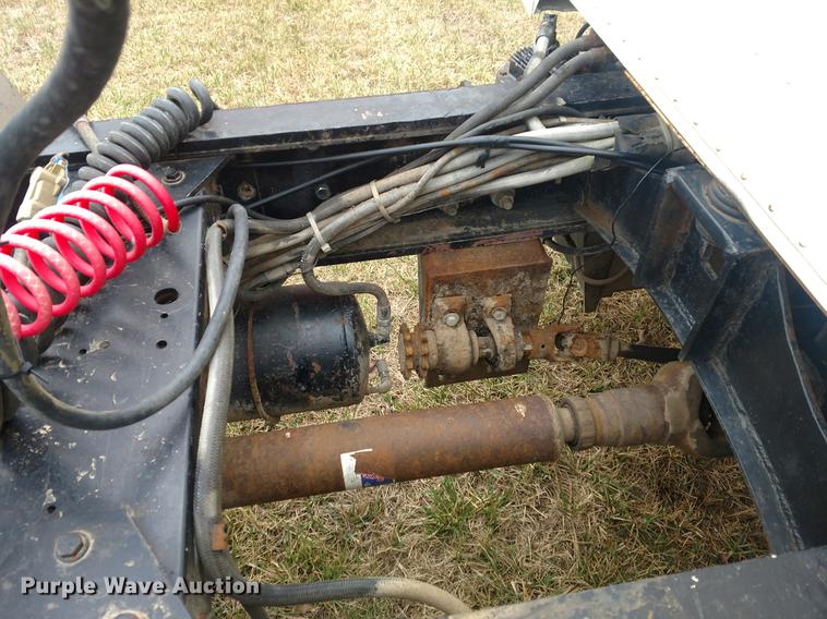 image for item DC0953 1977 Peterbilt 359 S13 semi truck