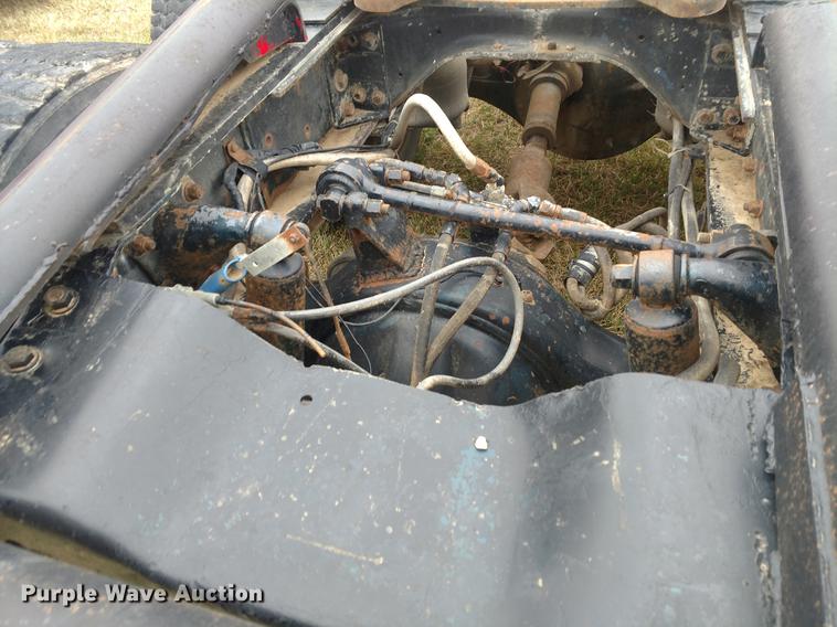 image for item DC0953 1977 Peterbilt 359 S13 semi truck