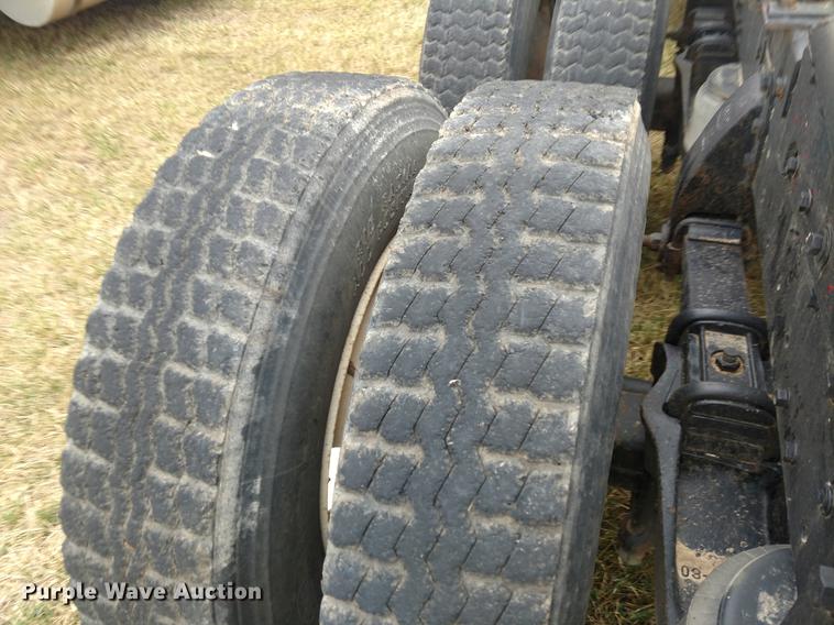 image for item DC0953 1977 Peterbilt 359 S13 semi truck