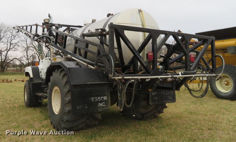 image for item DC0954 1994 Chevrolet Kodiak applicator truck