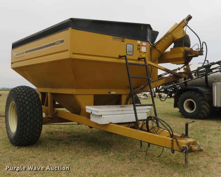 image for item DC0955 UFT 625-H grain cart