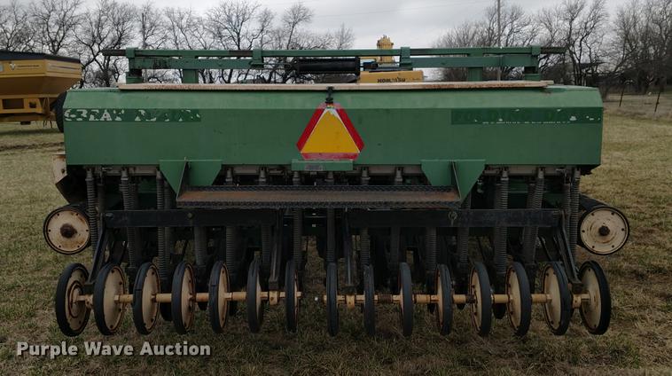 image for item DC0957 Great Plains 450882-DDS-F grain drill