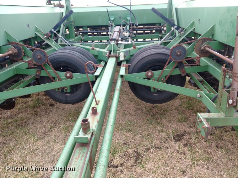 image for item DC0957 Great Plains 450882-DDS-F grain drill