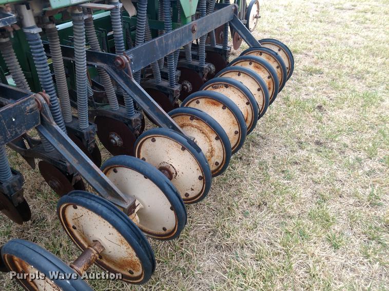 image for item DC0957 Great Plains 450882-DDS-F grain drill