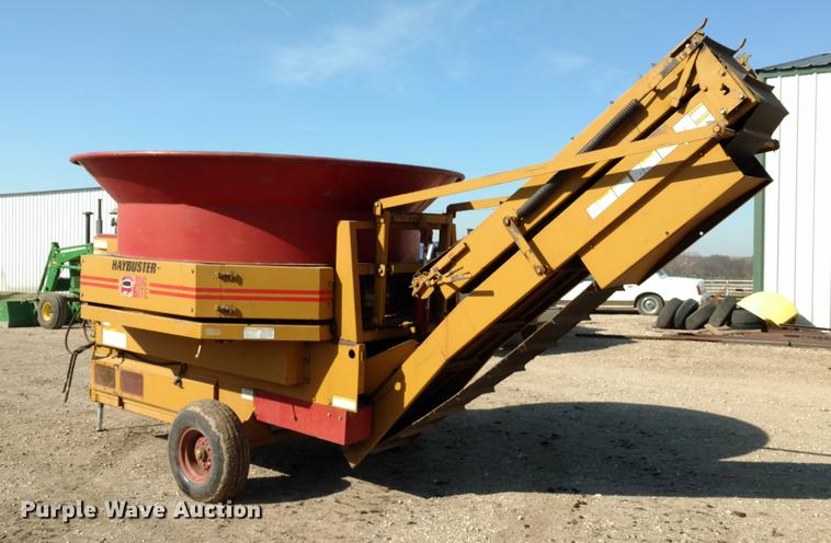 image for item DC0963 HayBuster Big Bite H1000 tub grinder