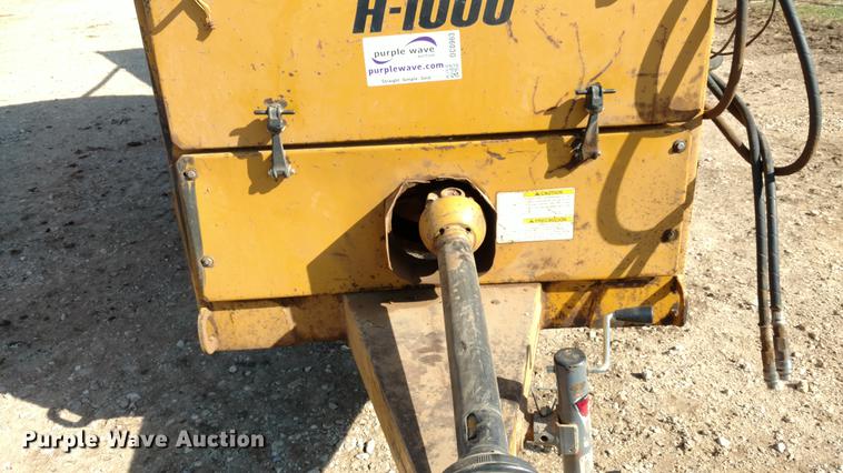 image for item DC0963 HayBuster Big Bite H1000 tub grinder