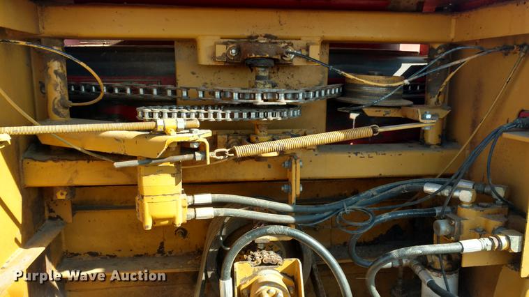 image for item DC0963 HayBuster Big Bite H1000 tub grinder