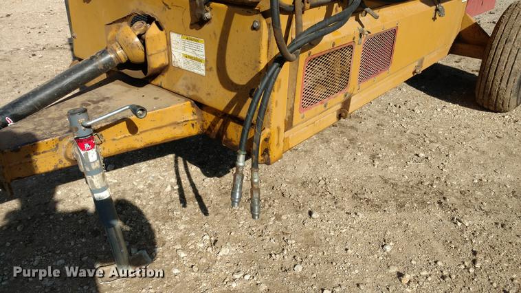 image for item DC0963 HayBuster Big Bite H1000 tub grinder