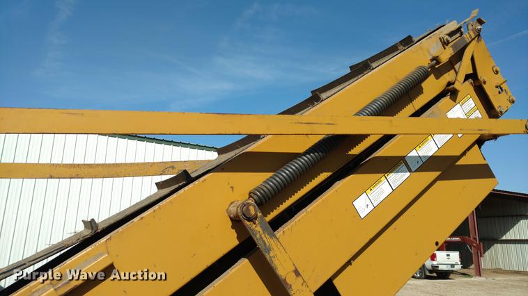 image for item DC0963 HayBuster Big Bite H1000 tub grinder