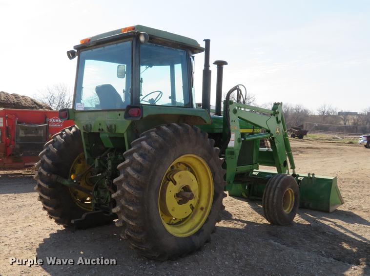 image for item DC0965 1974 John Deere 4430 tractor