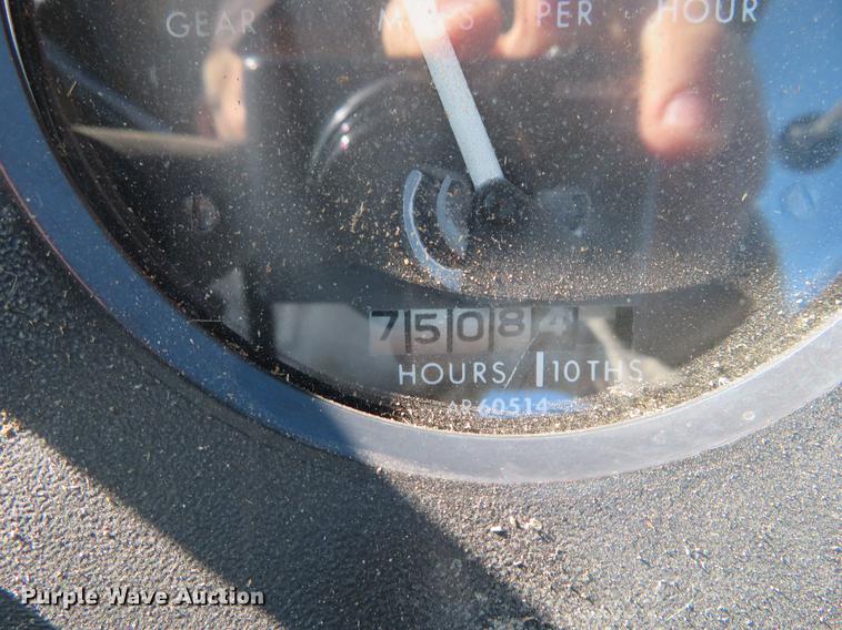 image for item DC0965 1974 John Deere 4430 tractor