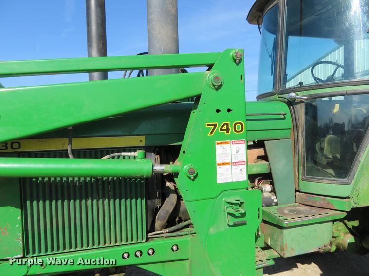 image for item DC0965 1974 John Deere 4430 tractor