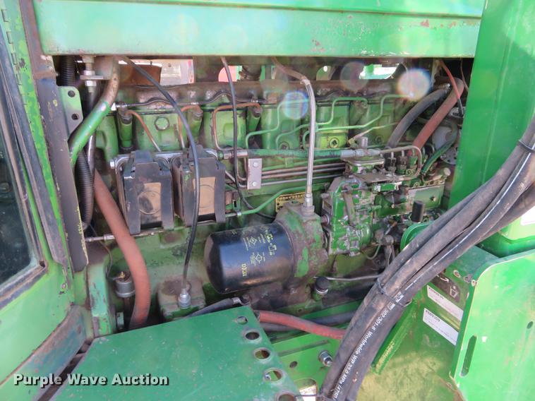 image for item DC0965 1974 John Deere 4430 tractor