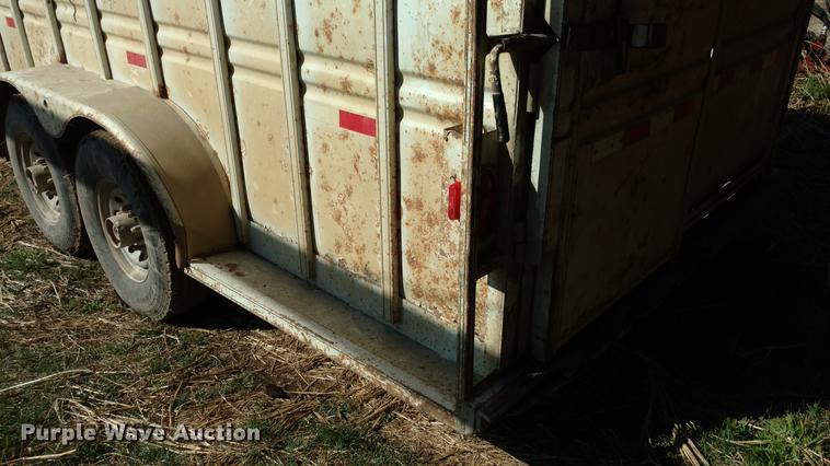 image for item DC0969 1998 Titan livestock trailer