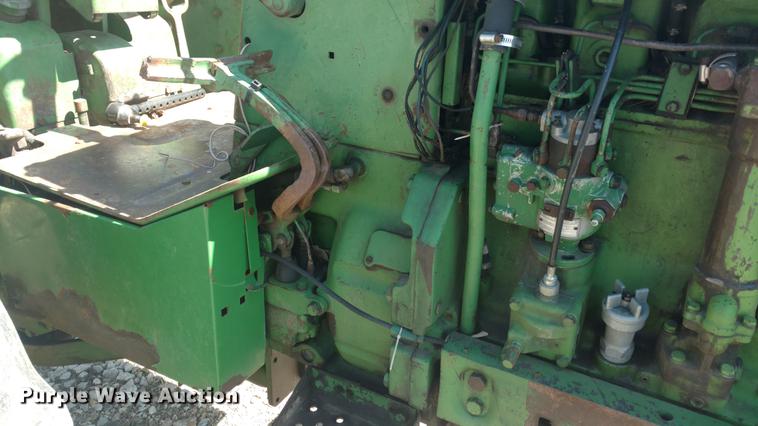 image for item DC0975 1965 John Deere 4020 tractor