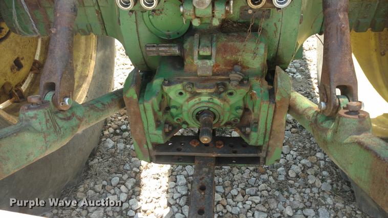 image for item DC0975 1965 John Deere 4020 tractor