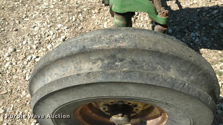 image for item DC0975 1965 John Deere 4020 tractor