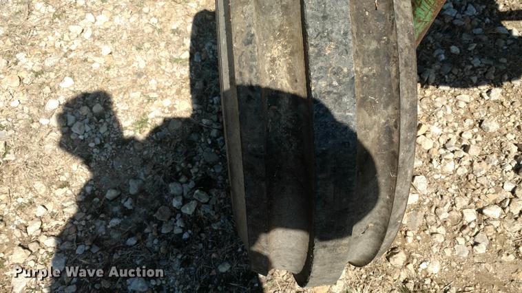 image for item DC0975 1965 John Deere 4020 tractor