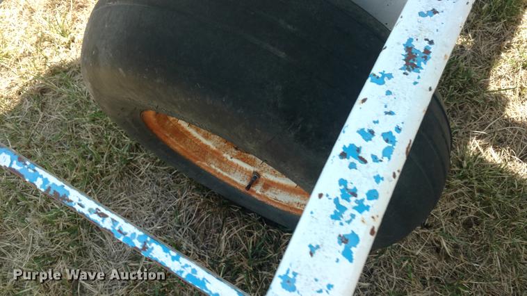 image for item DC0976 (2) anhydrous ammonia tanks