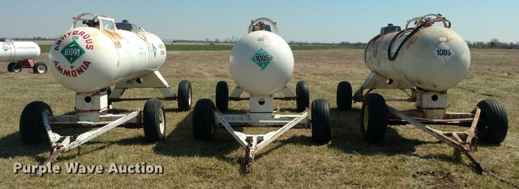 image for item DC0977 (3) anhydrous ammonia tanks