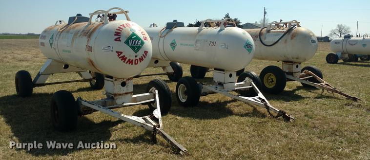 image for item DC0977 (3) anhydrous ammonia tanks