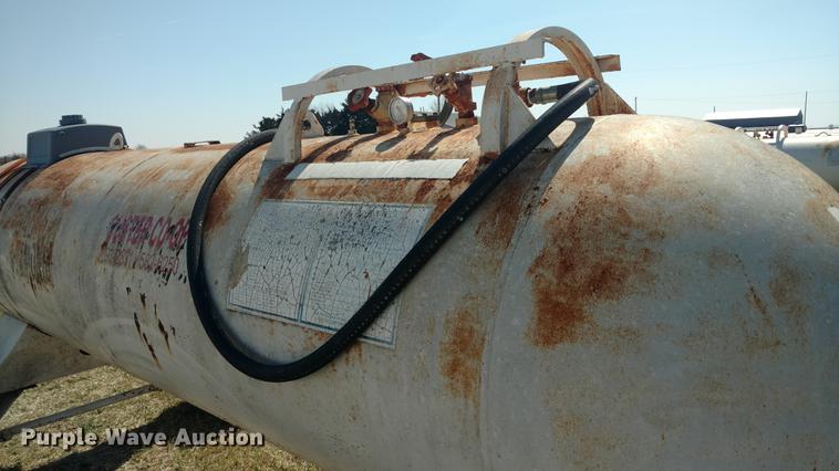 image for item DC0977 (3) anhydrous ammonia tanks