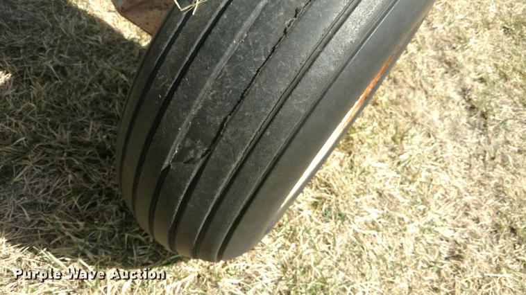 image for item DC0977 (3) anhydrous ammonia tanks