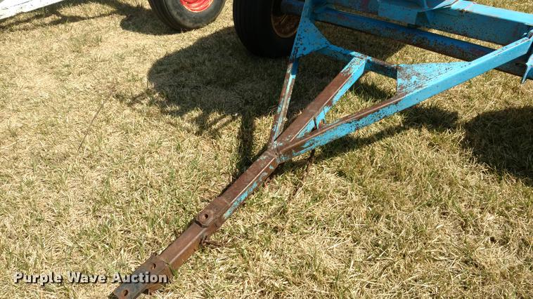 image for item DC0978 (2) anhydrous ammonia tanks