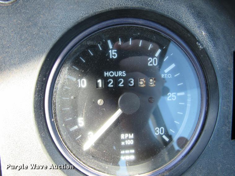 image for item DC2180 1981 John Deere 4840 tractor