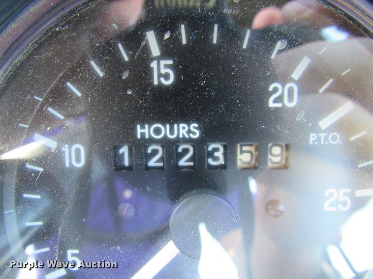 image for item DC2180 1981 John Deere 4840 tractor