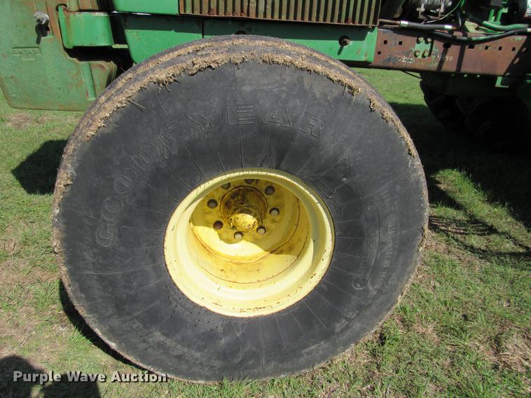 image for item DC2180 1981 John Deere 4840 tractor