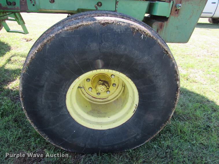 image for item DC2180 1981 John Deere 4840 tractor