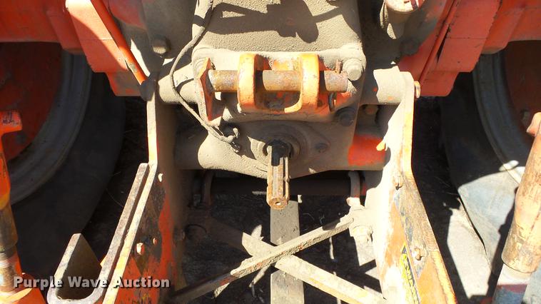 image for item DC3130 Case 2290 tractor