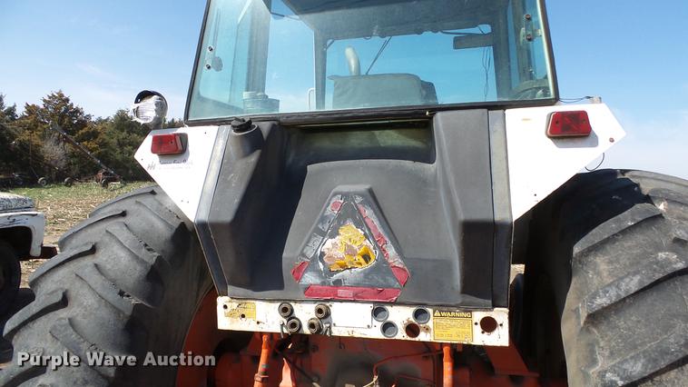 image for item DC3130 Case 2290 tractor