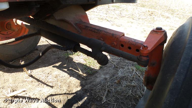 image for item DC3130 Case 2290 tractor