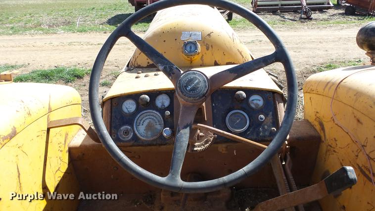 image for item DC3136 Minneapolis Moline G706 MFWD tractor