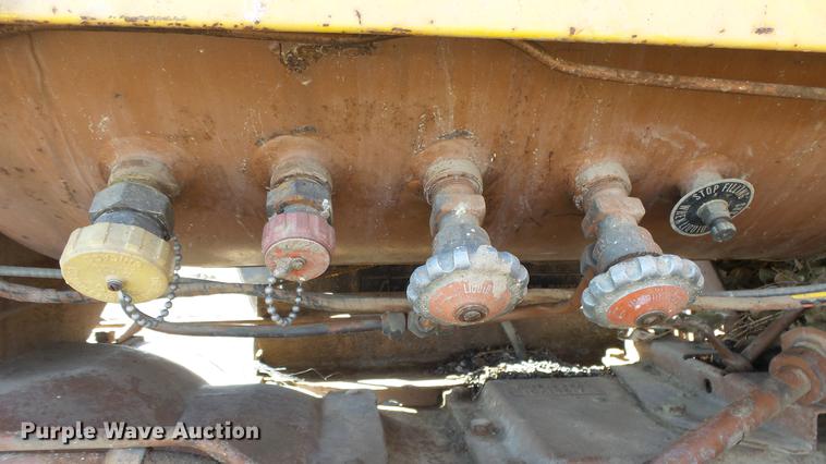 image for item DC3136 Minneapolis Moline G706 MFWD tractor