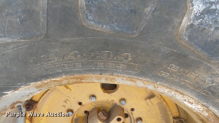 image for item DC3136 Minneapolis Moline G706 MFWD tractor