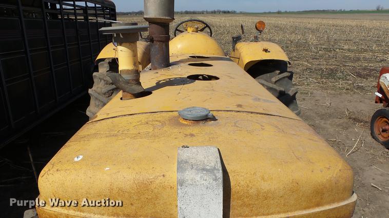 image for item DC3136 Minneapolis Moline G706 MFWD tractor