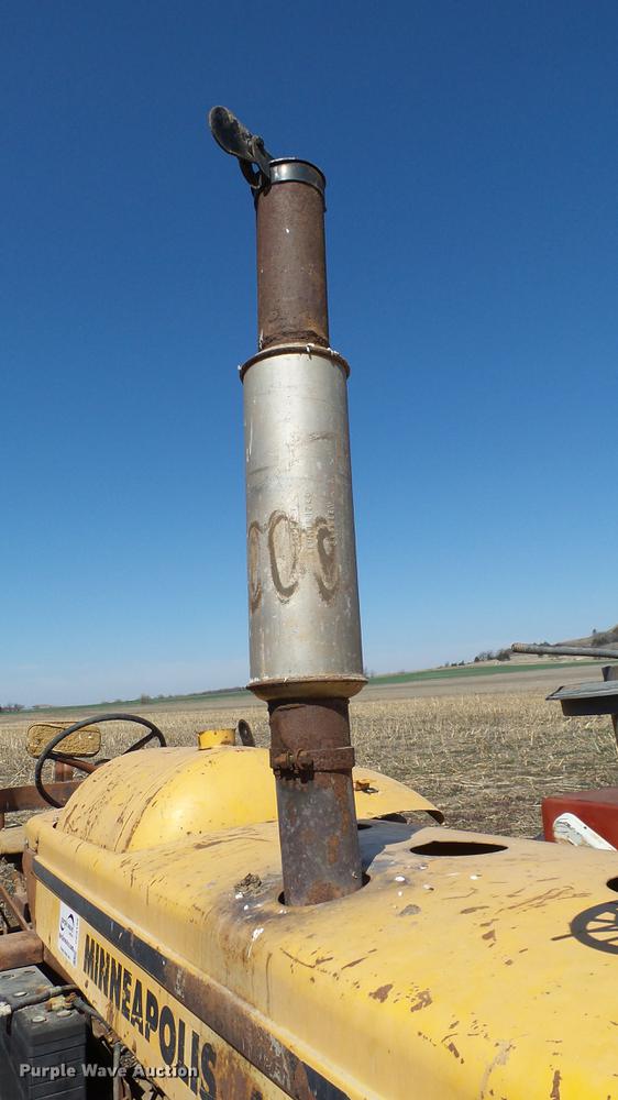 image for item DC3136 Minneapolis Moline G706 MFWD tractor