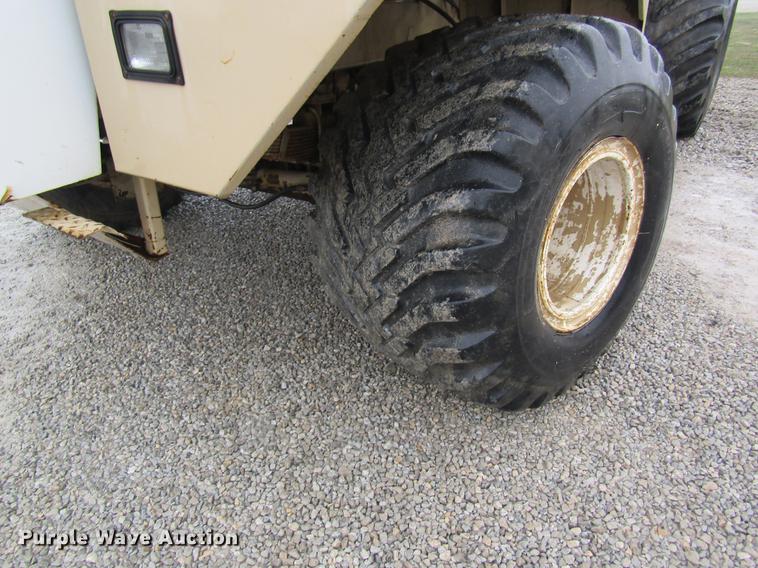 image for item DC4338 Mertz 4250 dry spreader applicator