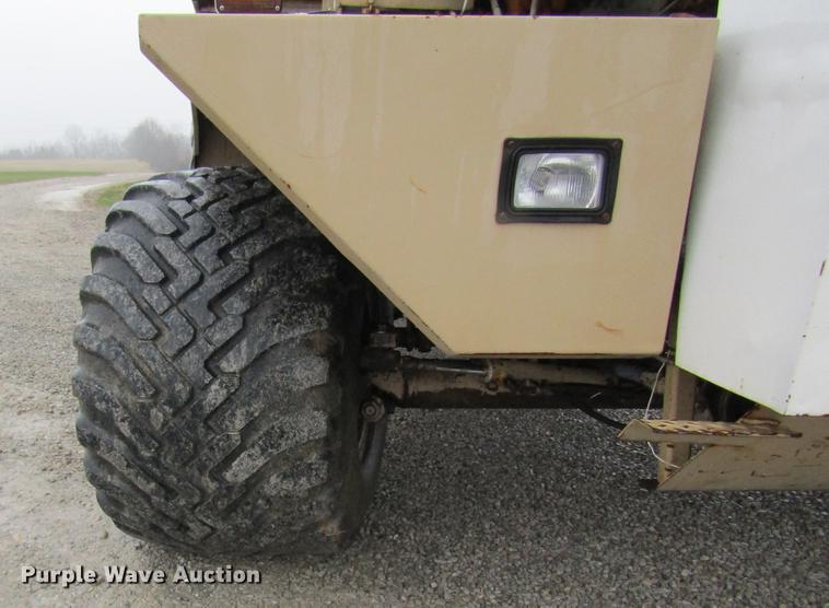 image for item DC4338 Mertz 4250 dry spreader applicator