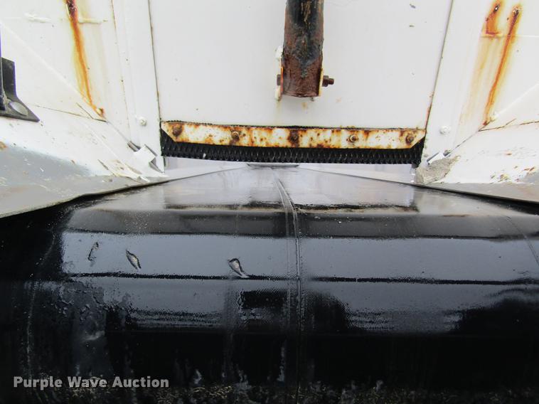 image for item DC4338 Mertz 4250 dry spreader applicator