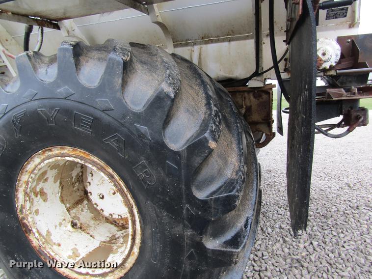 image for item DC4338 Mertz 4250 dry spreader applicator