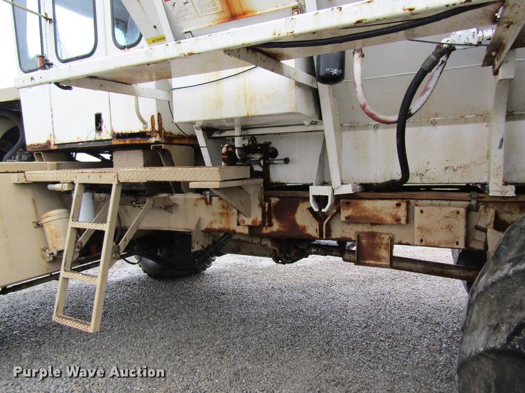 image for item DC4338 Mertz 4250 dry spreader applicator