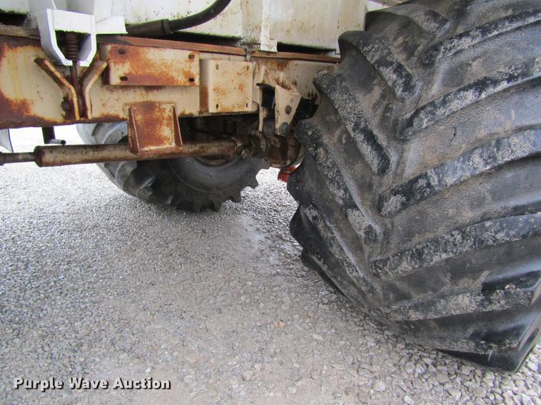 image for item DC4338 Mertz 4250 dry spreader applicator