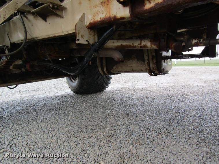 image for item DC4338 Mertz 4250 dry spreader applicator