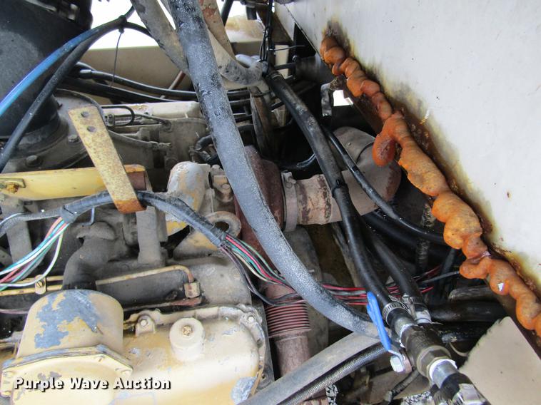 image for item DC4338 Mertz 4250 dry spreader applicator