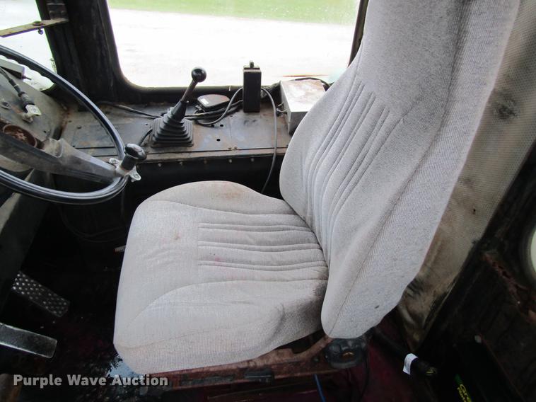 image for item DC4338 Mertz 4250 dry spreader applicator